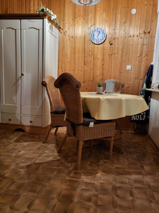 Kleines Ferienhaus Mit Charme เมสเชอเดอ ภายนอก รูปภาพ